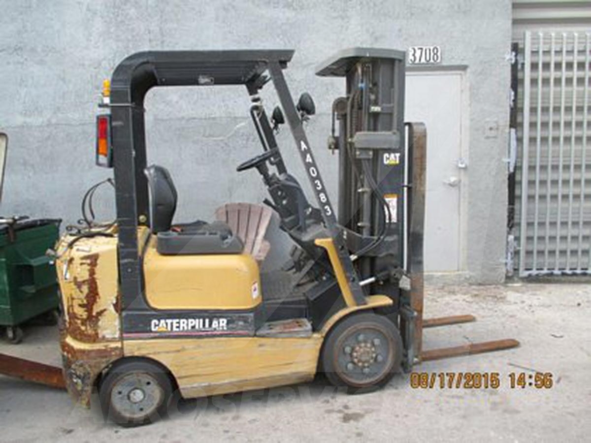 2003 Caterpillar GC20K