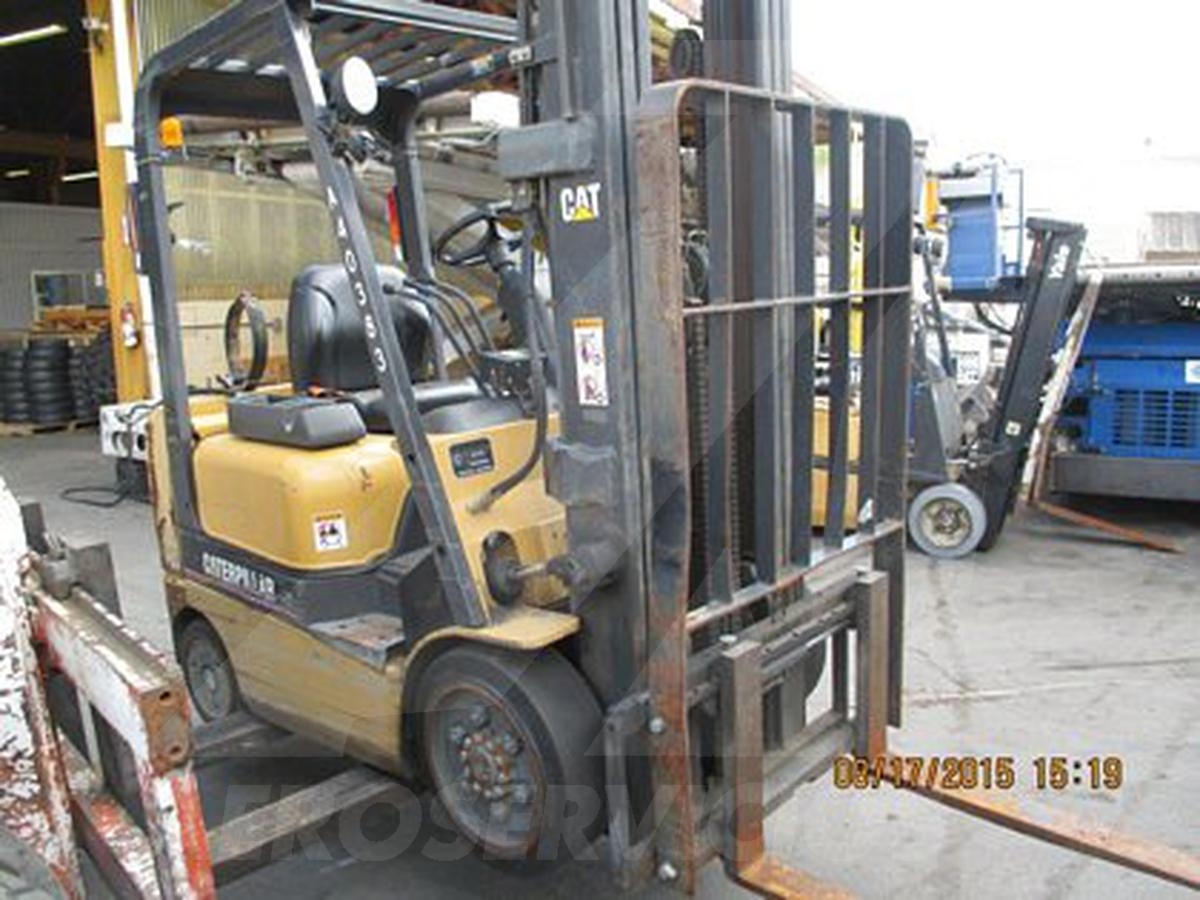 2003 Caterpillar GC20K