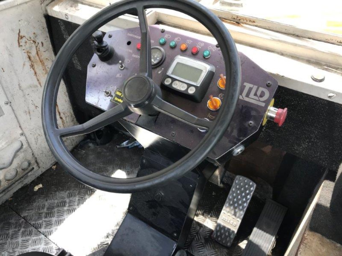 Towbarless Push Back Tractor TLD TPX-500