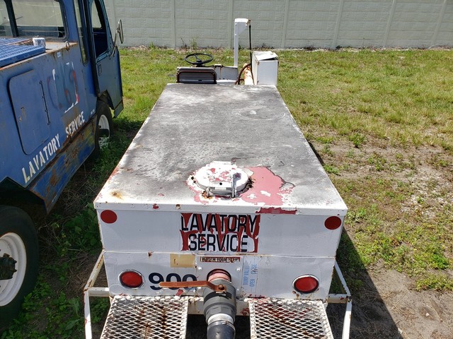 Lavatory Service Cart Par-Kan ELT-300