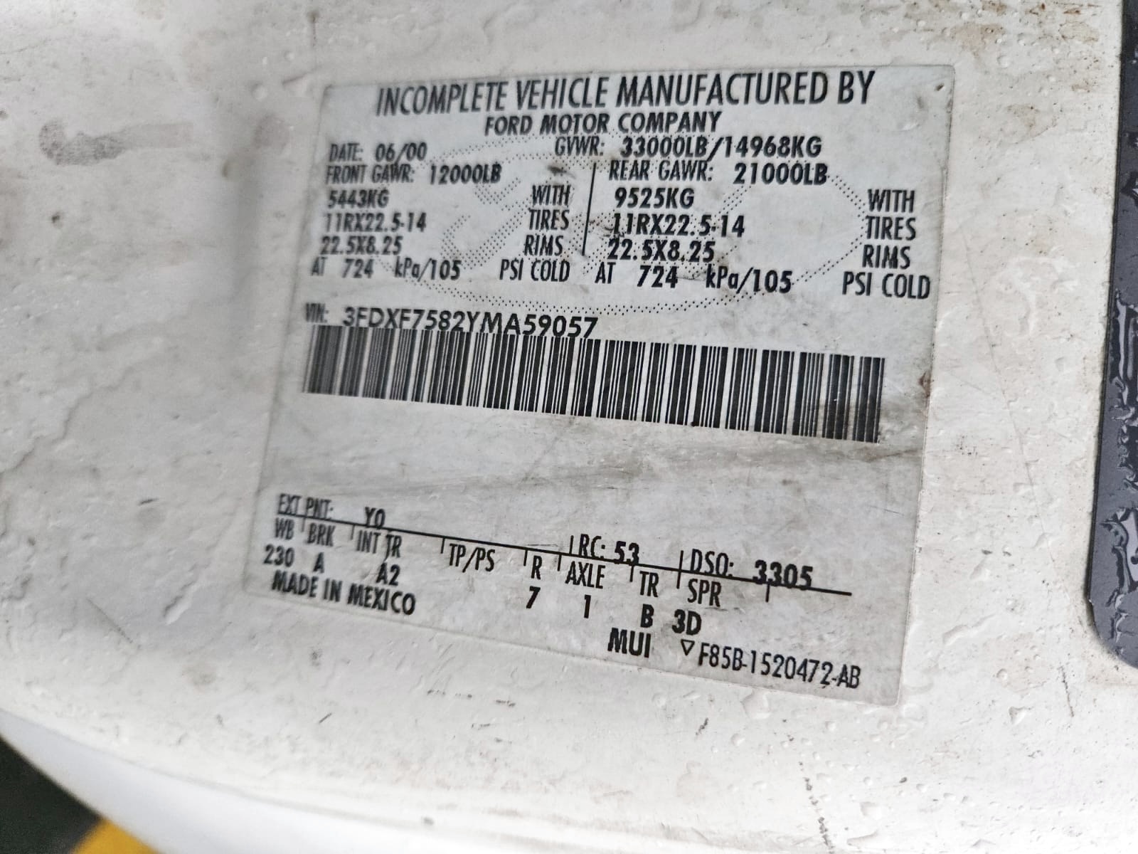 Cabin Service Truck Ford / CB16-228