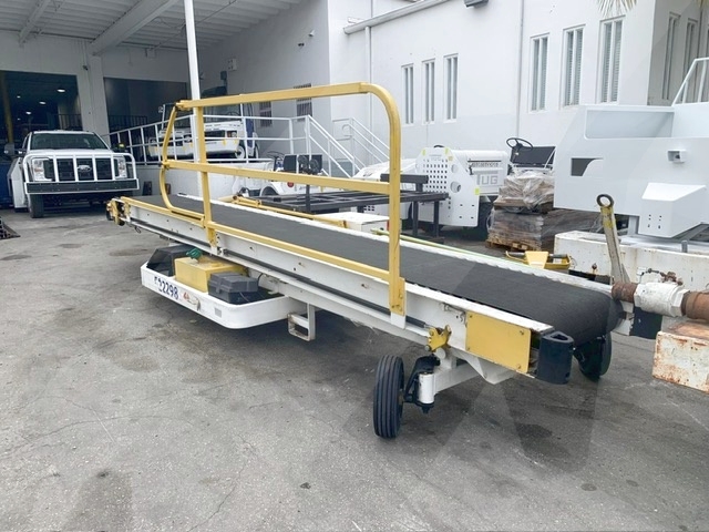 Towable Belt Loader Wasp A01771D-3304