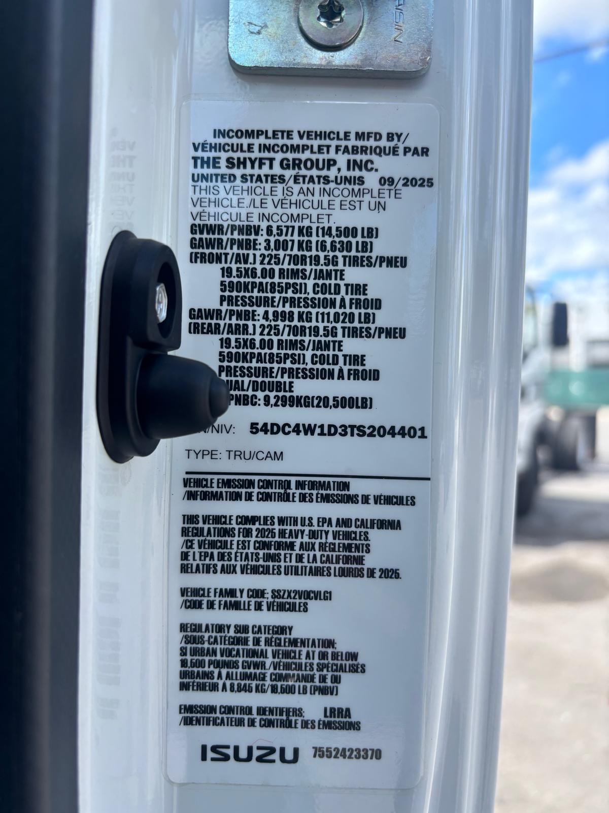 Truck Chassis Isuzu NPR - Gasoline