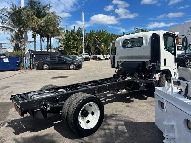 Truck Chassis Isuzu NPR - Gasoline