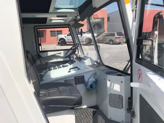 Push Back Tractor TLD TMX-400