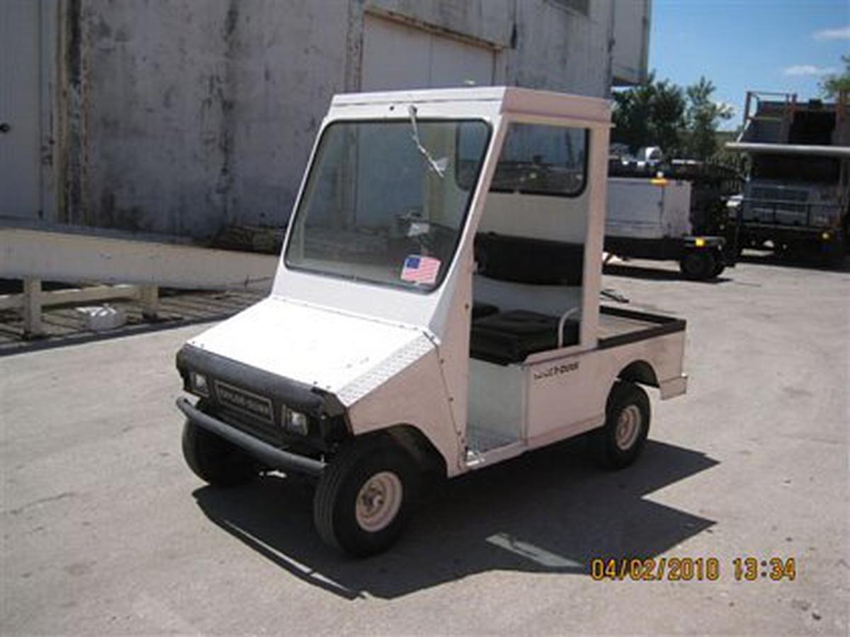 1995 Taylor-Dunn R6-80