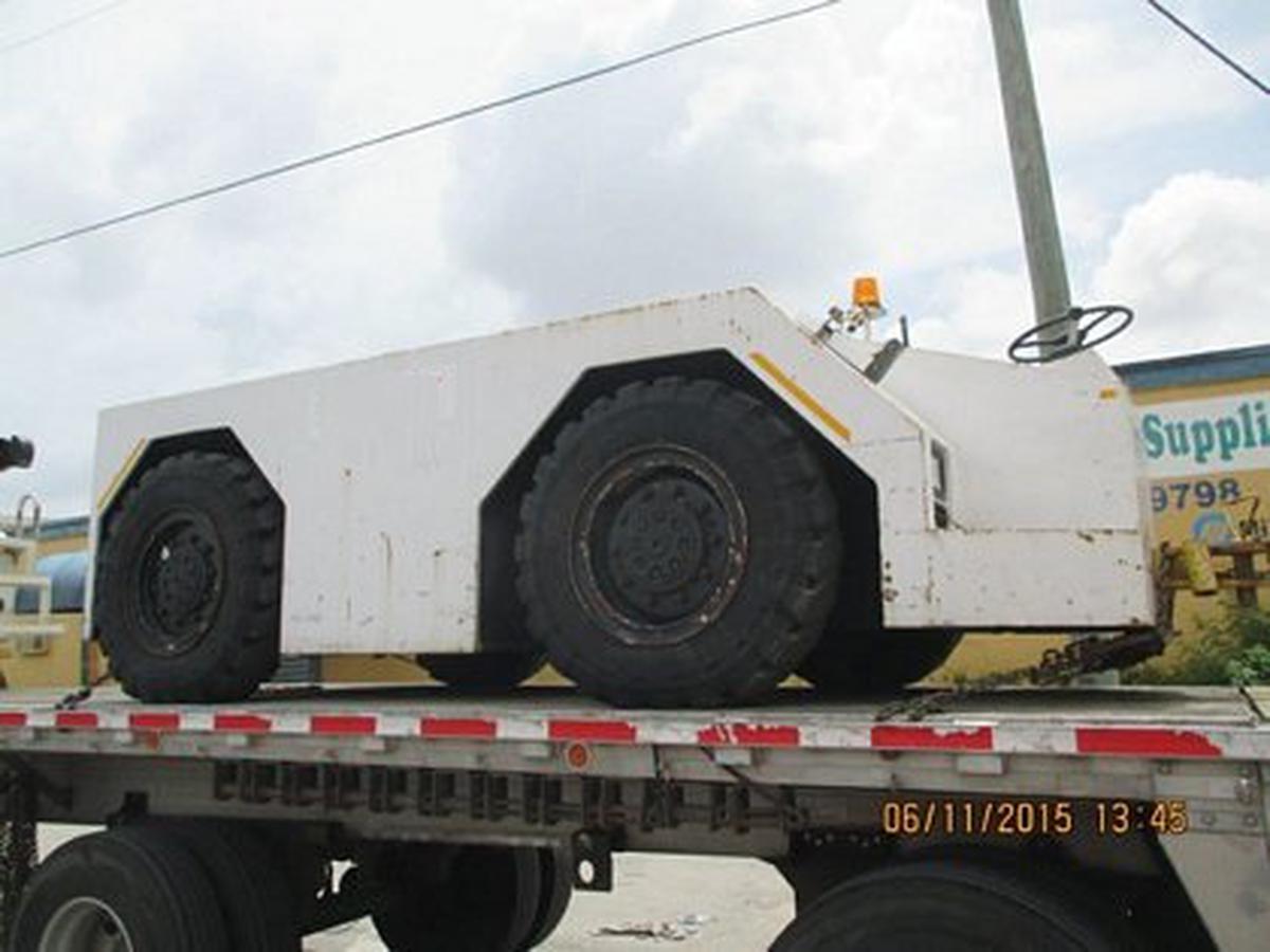 Push Back Tractor S&S GT-1628