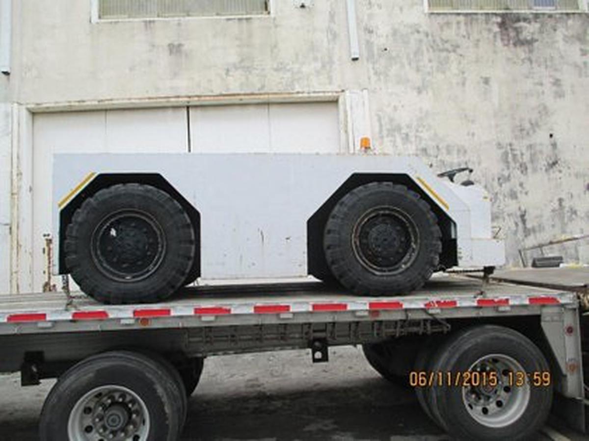 Push Back Tractor S&S GT-1628