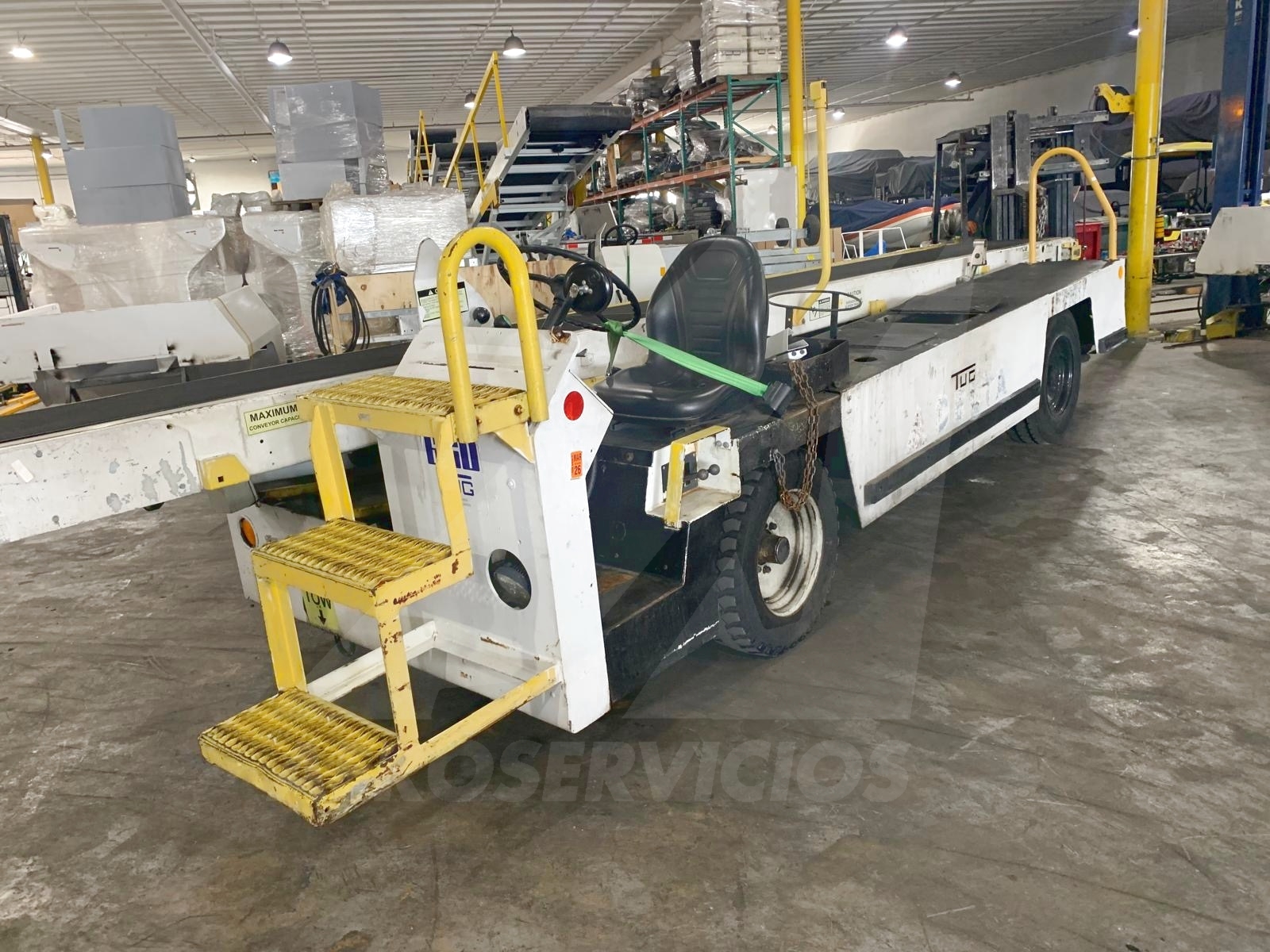 Belt Loader Tug 660