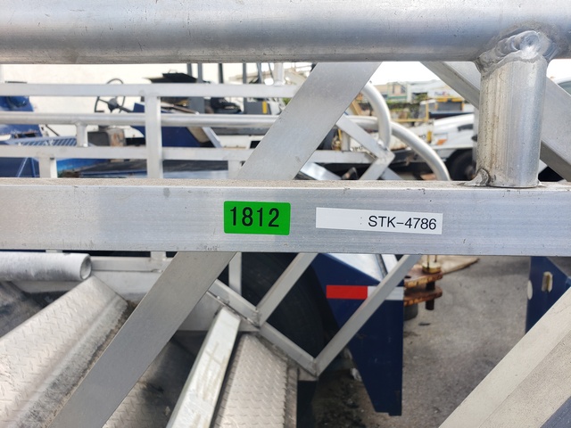 Towable Passenger Stair AS ST-220