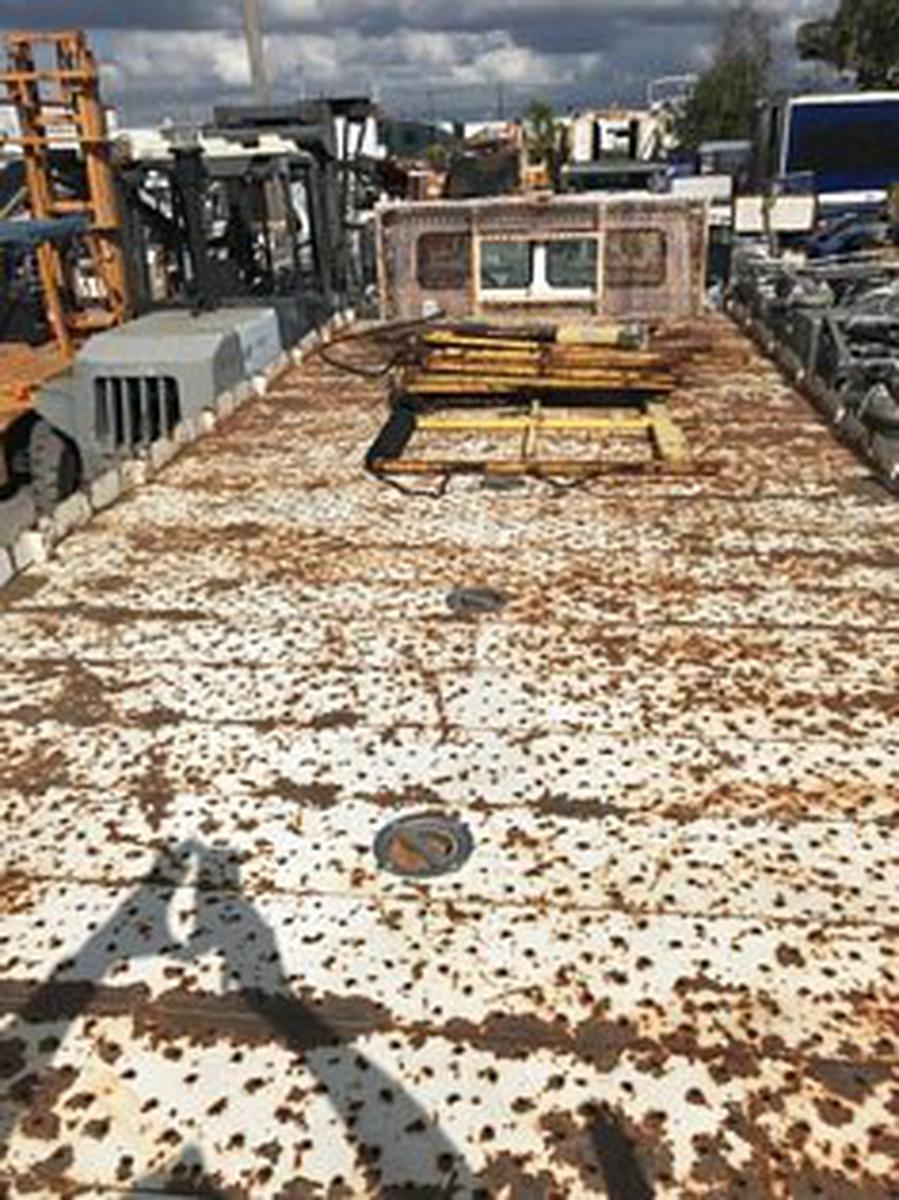 Maintenance Lift Tesco/ Freightliner ML-5030 / Fl70