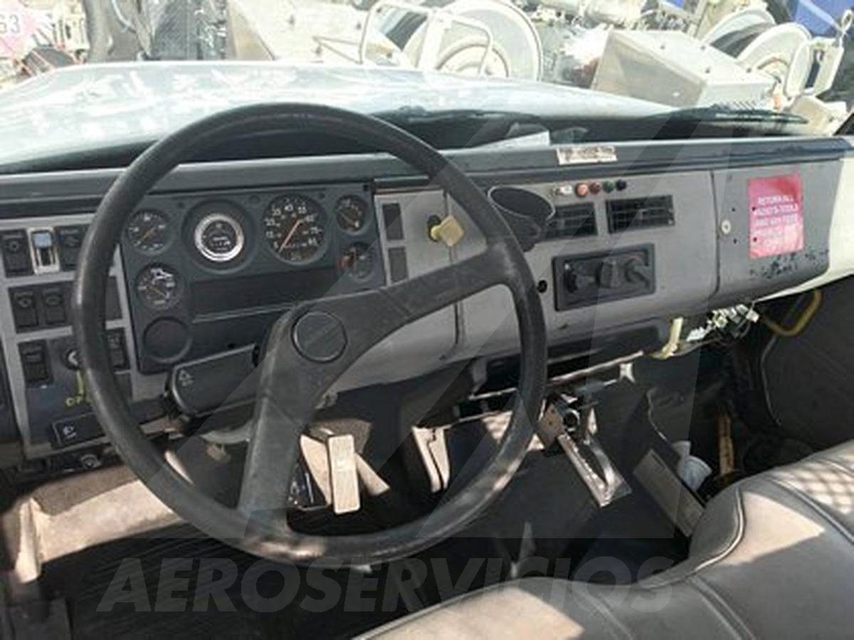 Maintenance Lift Tesco/ Freightliner ML-5030 / Fl70