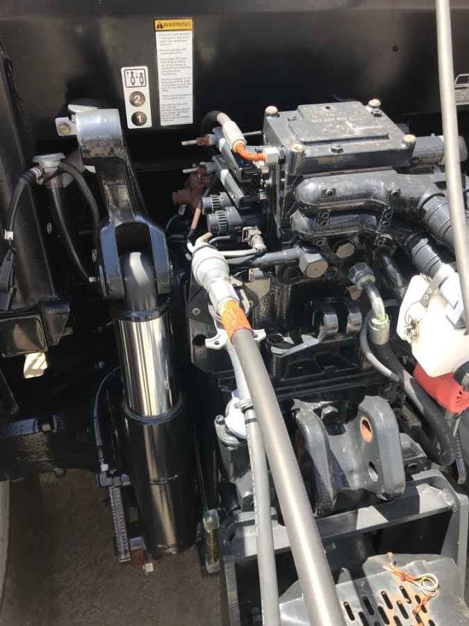 NexGen-T-2800 Mobile De-Icing Fluid Collection Unit with Tractor