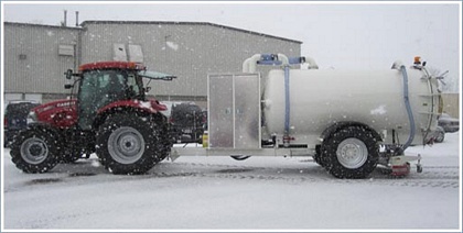 NexGen-T-2800 Mobile De-Icing Fluid Collection Unit with Tractor