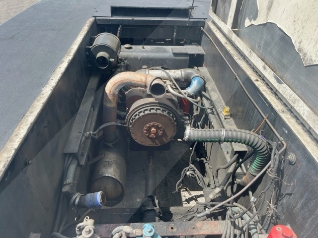 Push Back Tractor Stewart & Stevenson GT-50