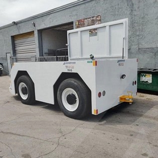 Push Back Tractor S&S GT-50