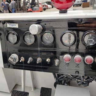 Push Back Tractor S&S GT-50