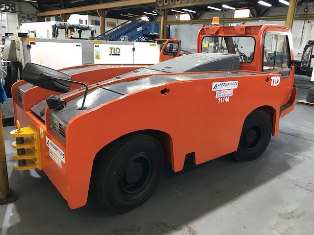 Push Back Tractor TLD TMX-150-12
