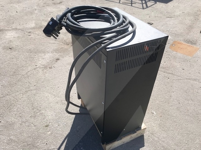 Battery Charger Eagletronic EP 4803- 240 V