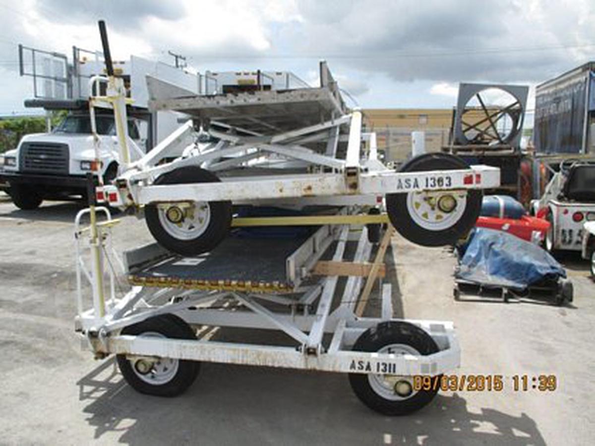 Passenger Boarding Ramp KCI Inc. SGR-2028