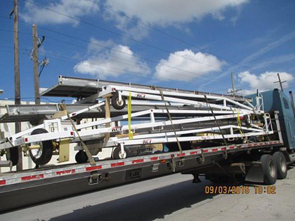 Passenger Boarding Ramp KCI Inc. SGR-2028