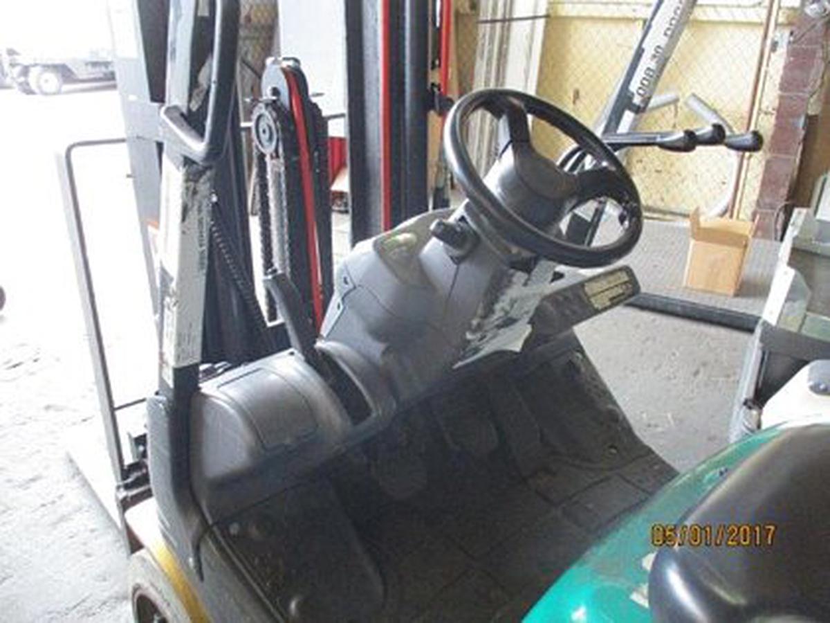 2007 Komatsu FG25ST-16