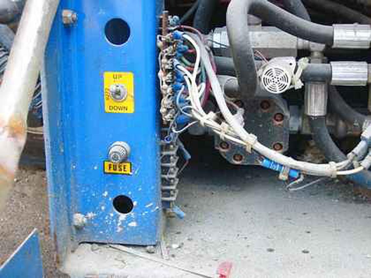 1993 Up-Right 63500 Manlift