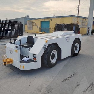 Push Back Tractor S&S GT-1628