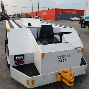 Push Back Tractor S&S GT-1628