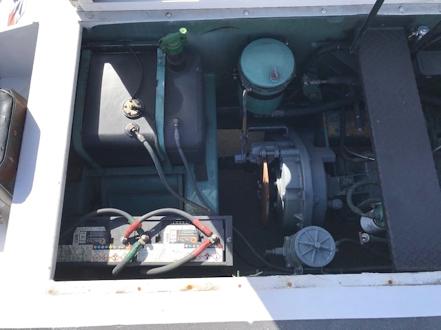 Push Back Tractor S&S GT-1628