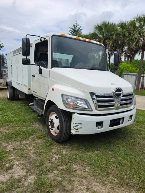 Truck Chassis Hino