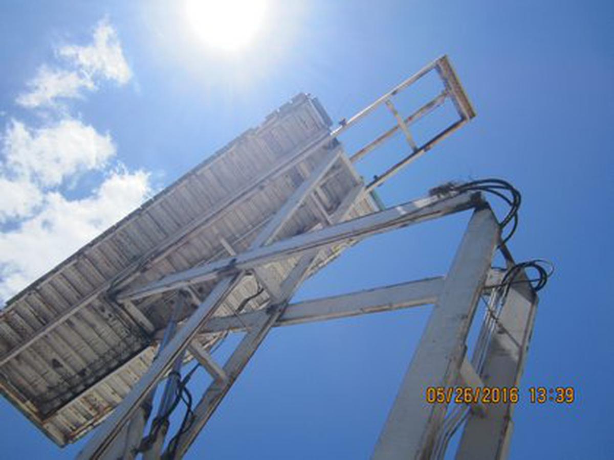 Lift Truck Tesco/ Freightliner ML-5030 / Fl70