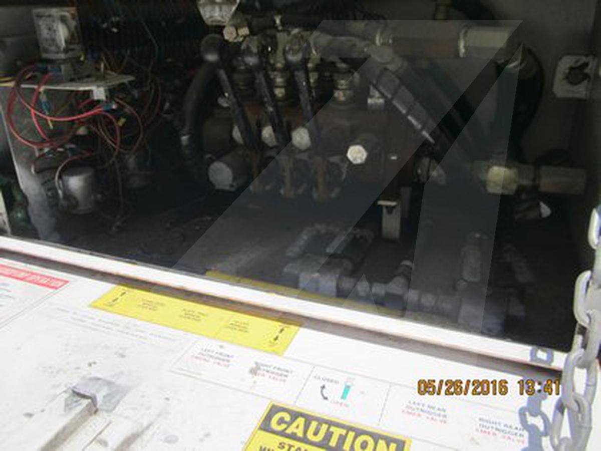 Lift Truck Tesco/ Freightliner ML-5030 / Fl70