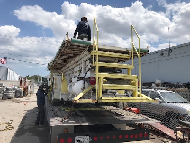 Lift Truck Tesco/ Freightliner ML-5030 / Fl70