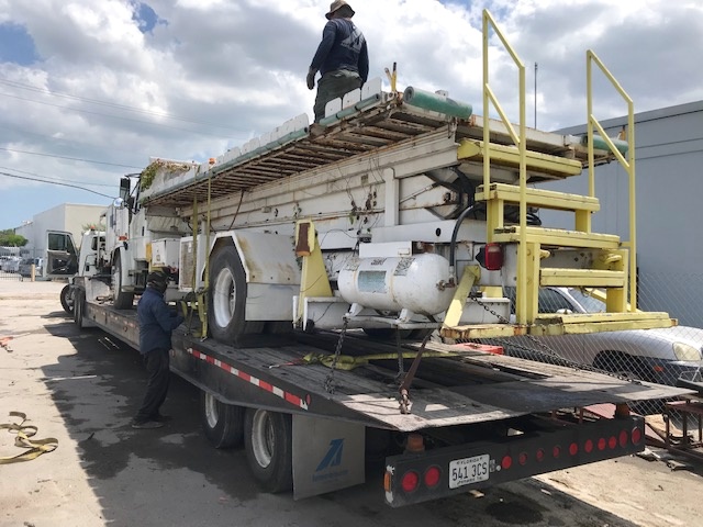 Lift Truck Tesco/ Freightliner ML-5030 / Fl70