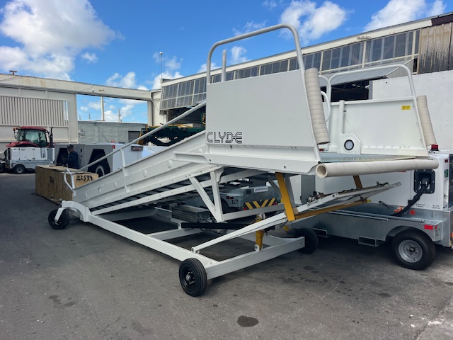 Passenger Stair Towable Clyde 15F2820 2026