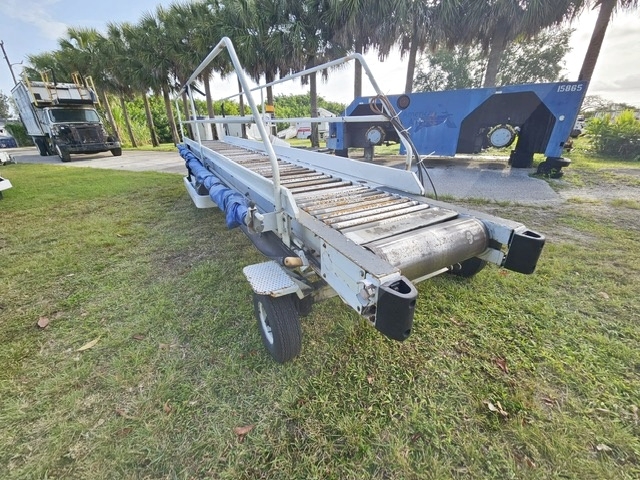 Towable Belt Loader Wasp A01771D-3853