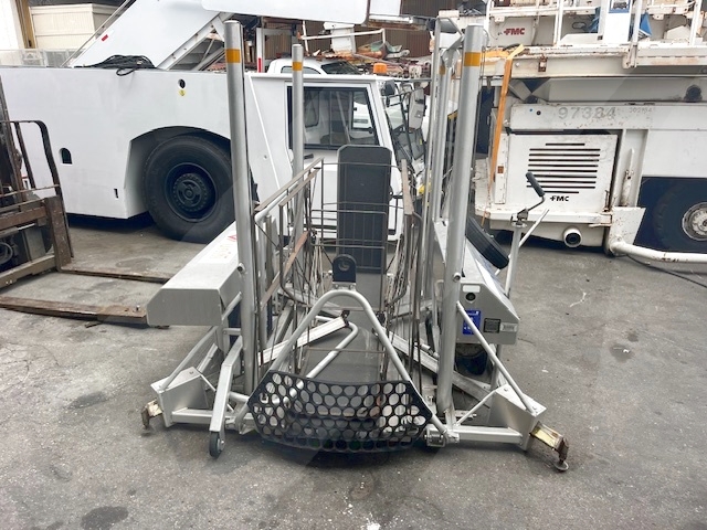 Wheelchair Lift Adaptive Engineering Inc. Mobilift AX