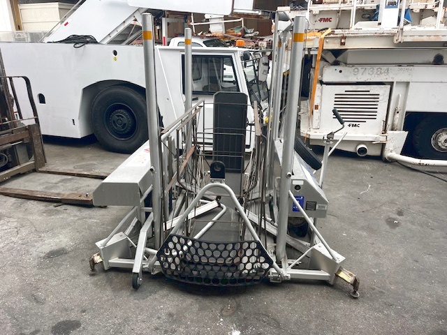 Wheelchair Lift Adaptive Engineering Inc. Mobilift AX