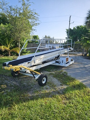 Towable Belt Loader Wasp A01771D-3650