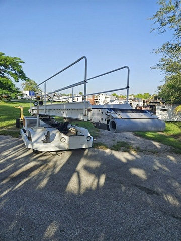 Towable Belt Loader Wasp A01771D-3650