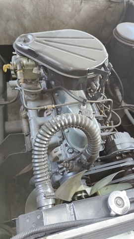 Push Back Tractor S&S GT-32 Gasoline Engine