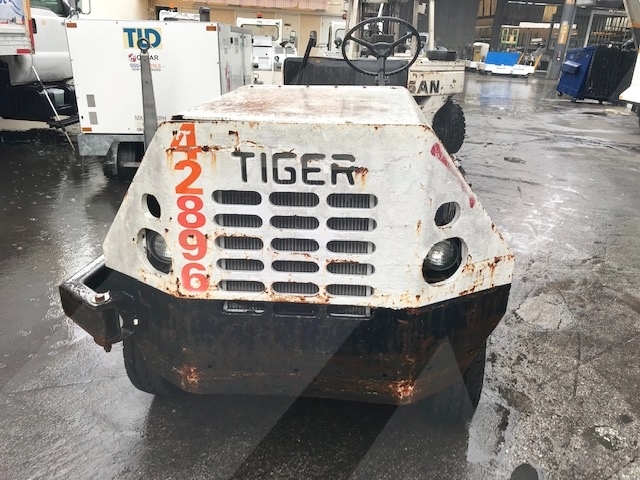 Baggage Tractor TIG-50