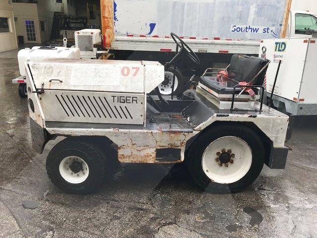 Baggage Tractor TIG-50