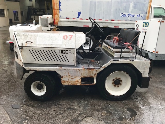 Baggage Tractor TIG-50