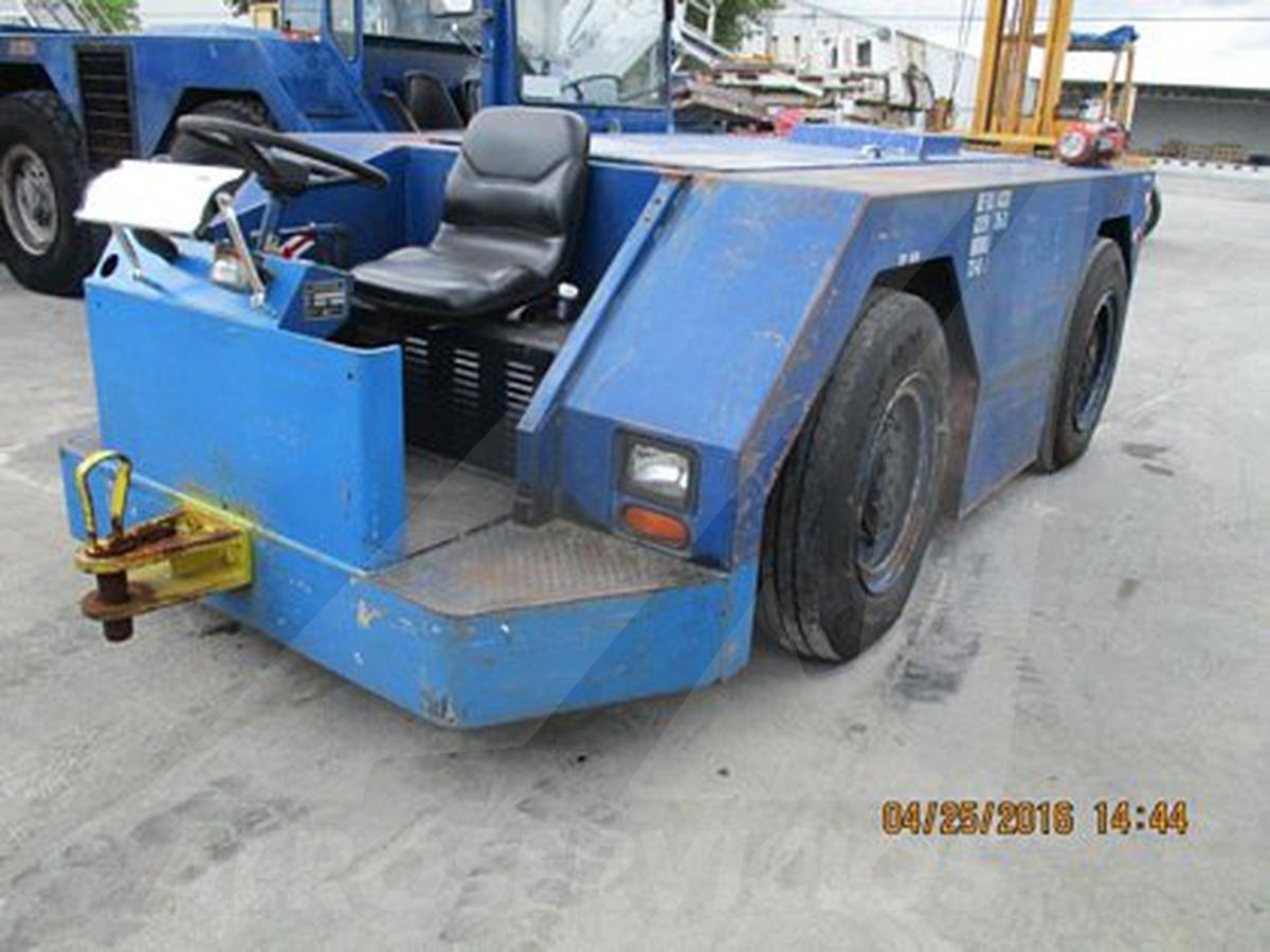 Push Back Tractor S&S GT-1628