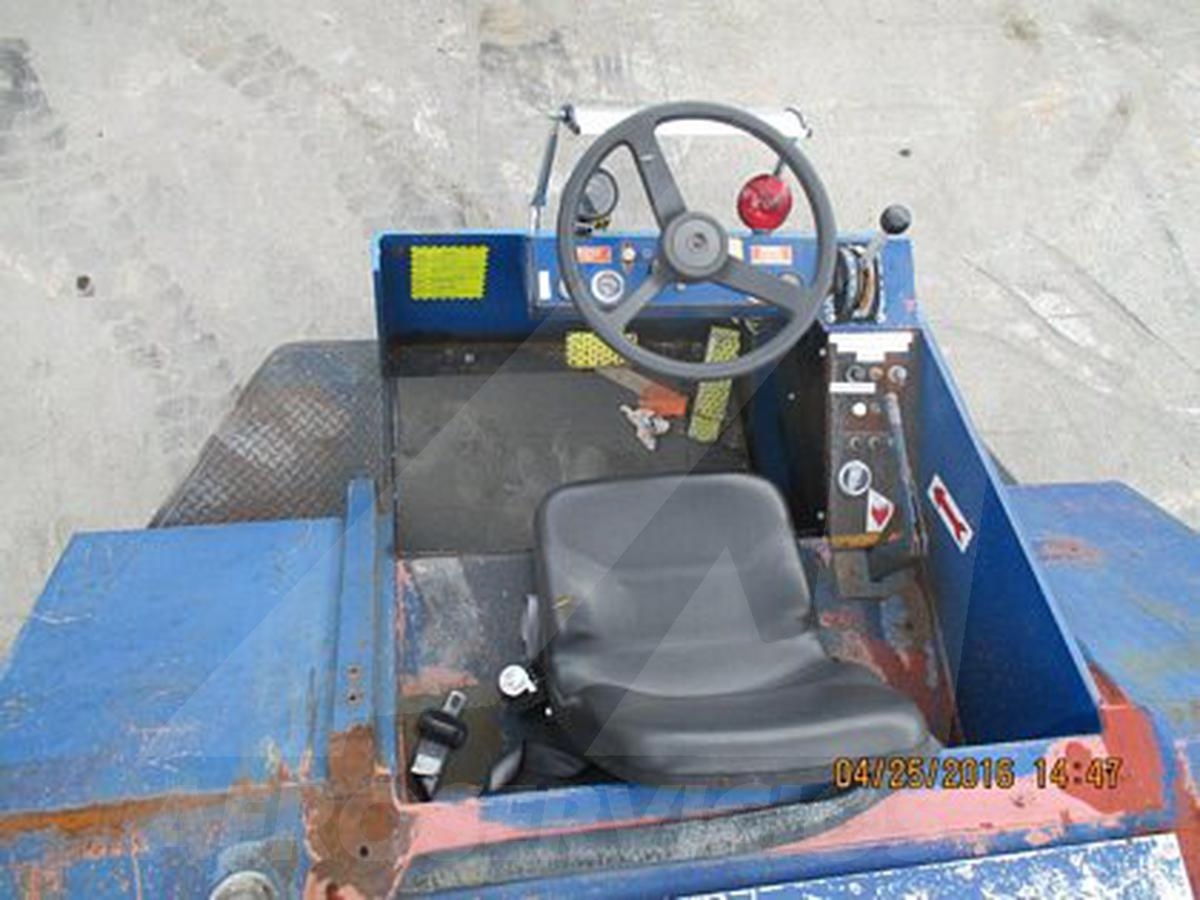 Push Back Tractor S&S GT-1628