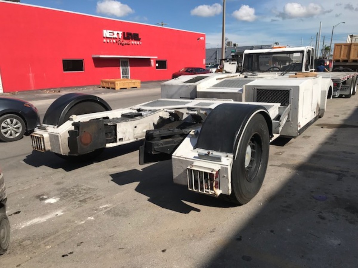 Towbarless Push Back Tractor TLD TPX-200 MT