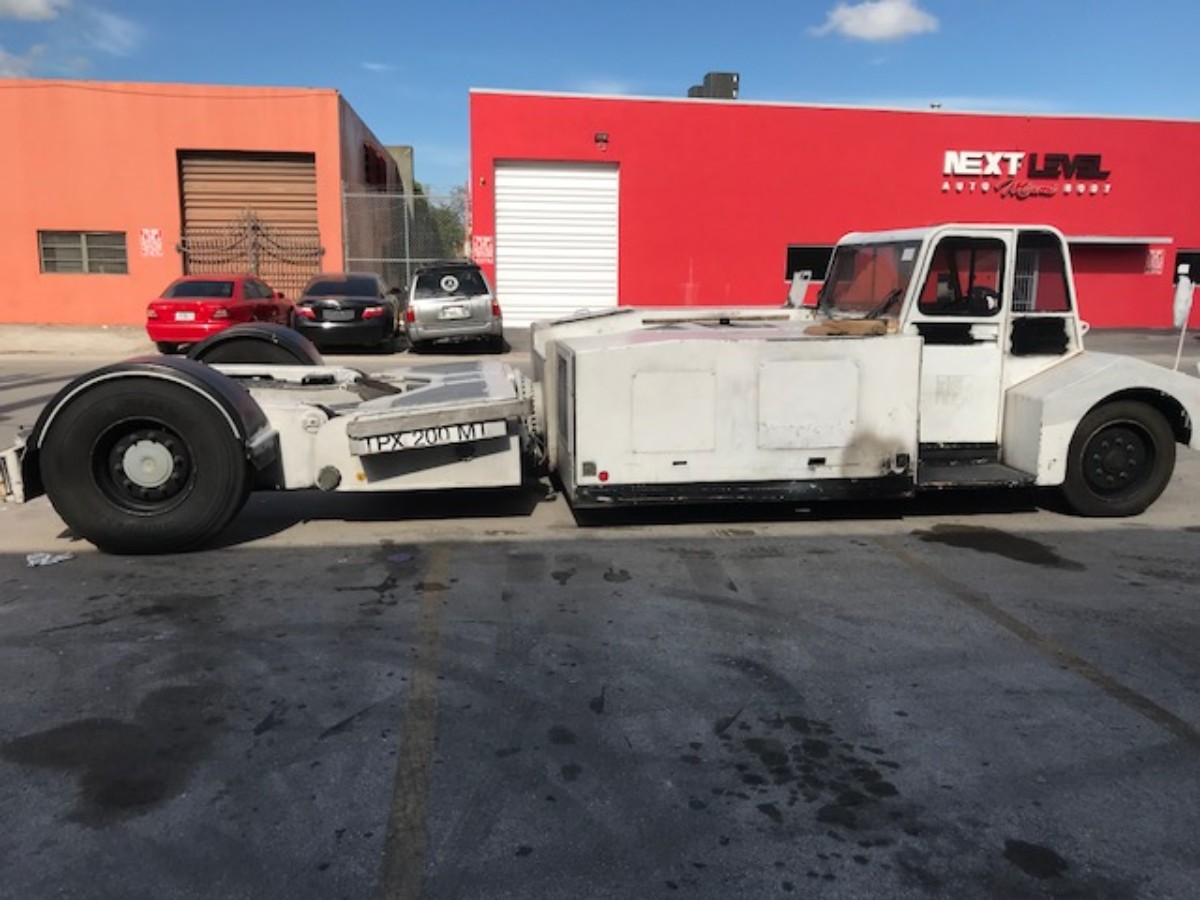 Towbarless Push Back Tractor TLD TPX-200 MT