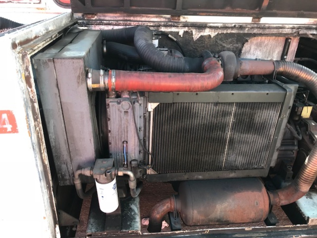 Towbarless Push Back Tractor TLD TPX-200 MT